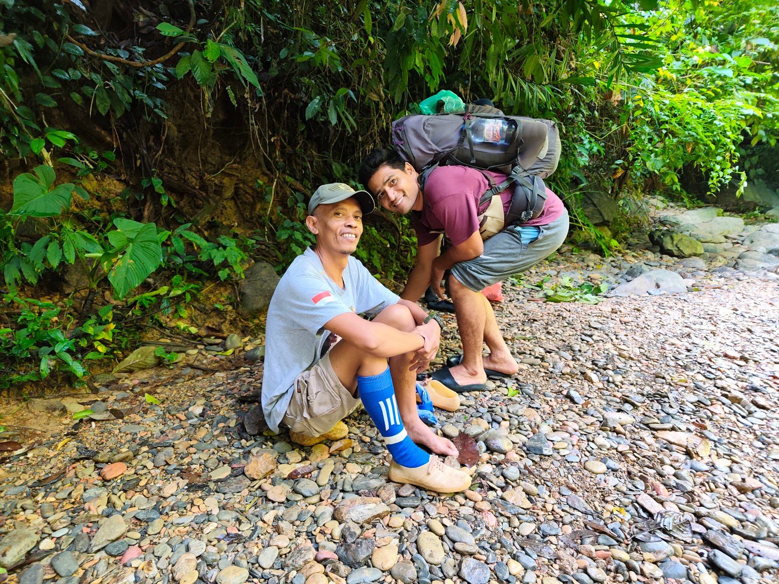 Jungle trekking into sumatra rain forest in Bukit Lawang